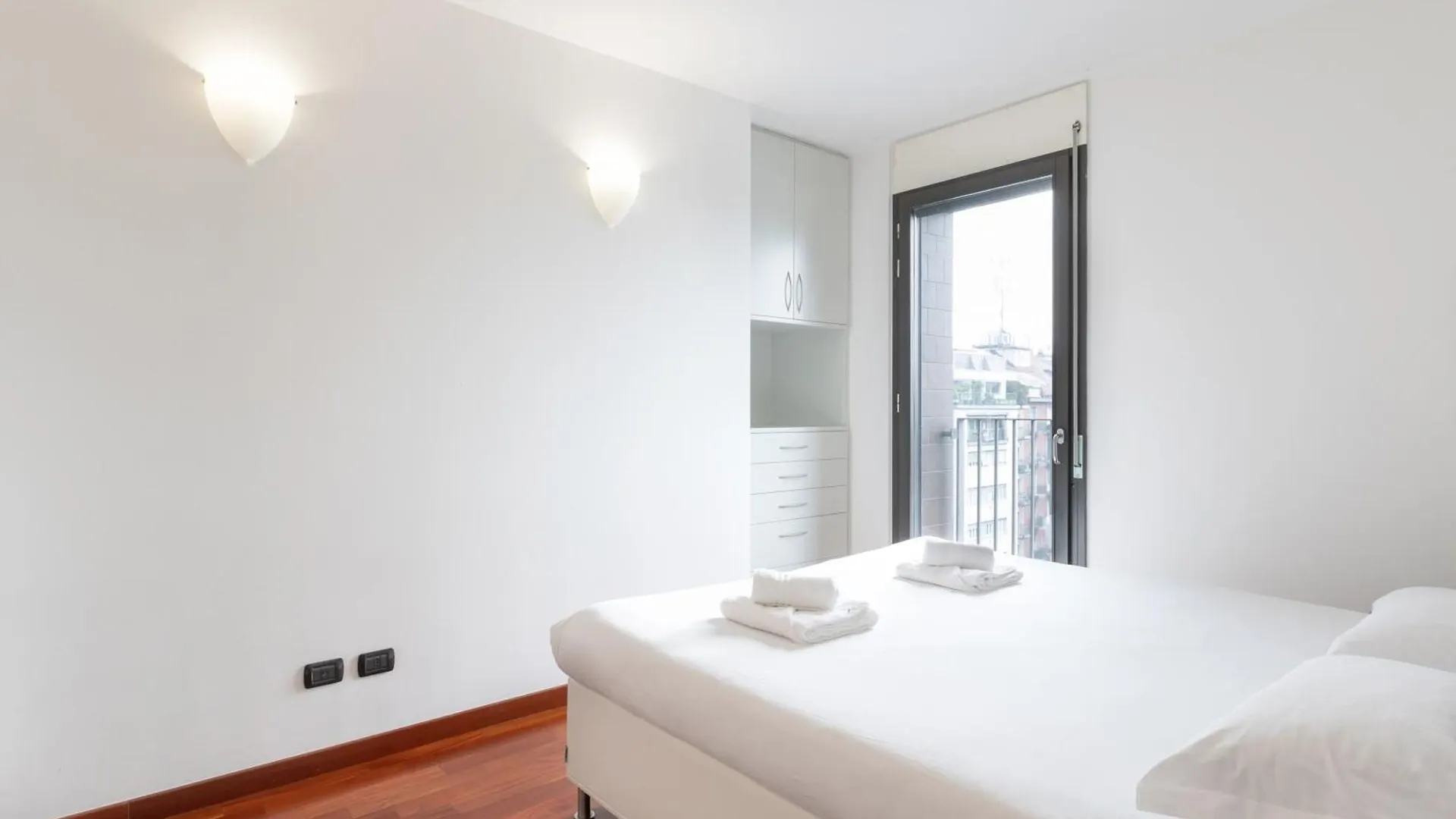 Bright Two Bedrooms Apartment With Terrace Zanuso - Mirable Pm Milan 0*,  Italy