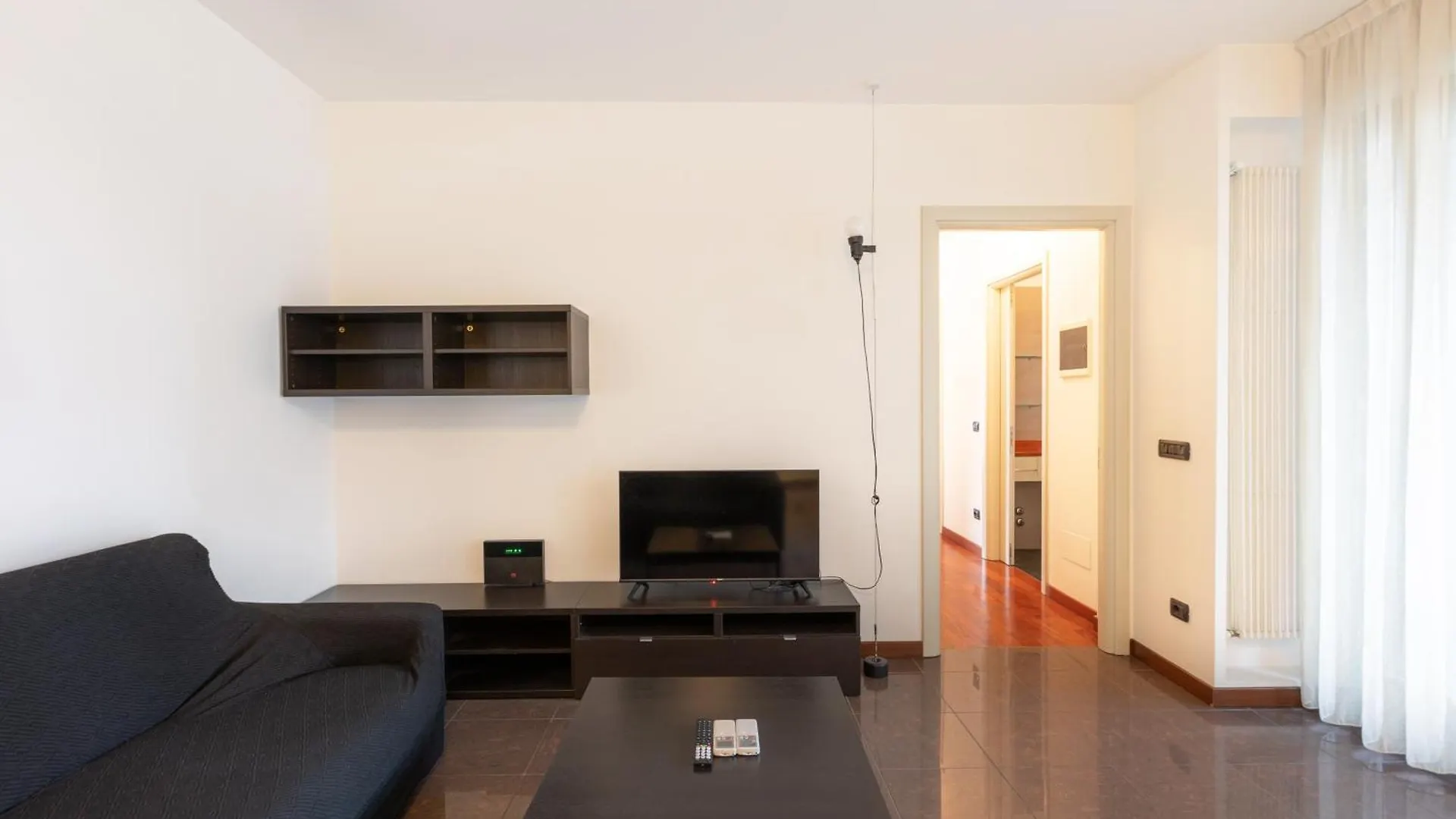 Bright Two Bedrooms Apartment With Terrace Zanuso - Mirable Pm Milan